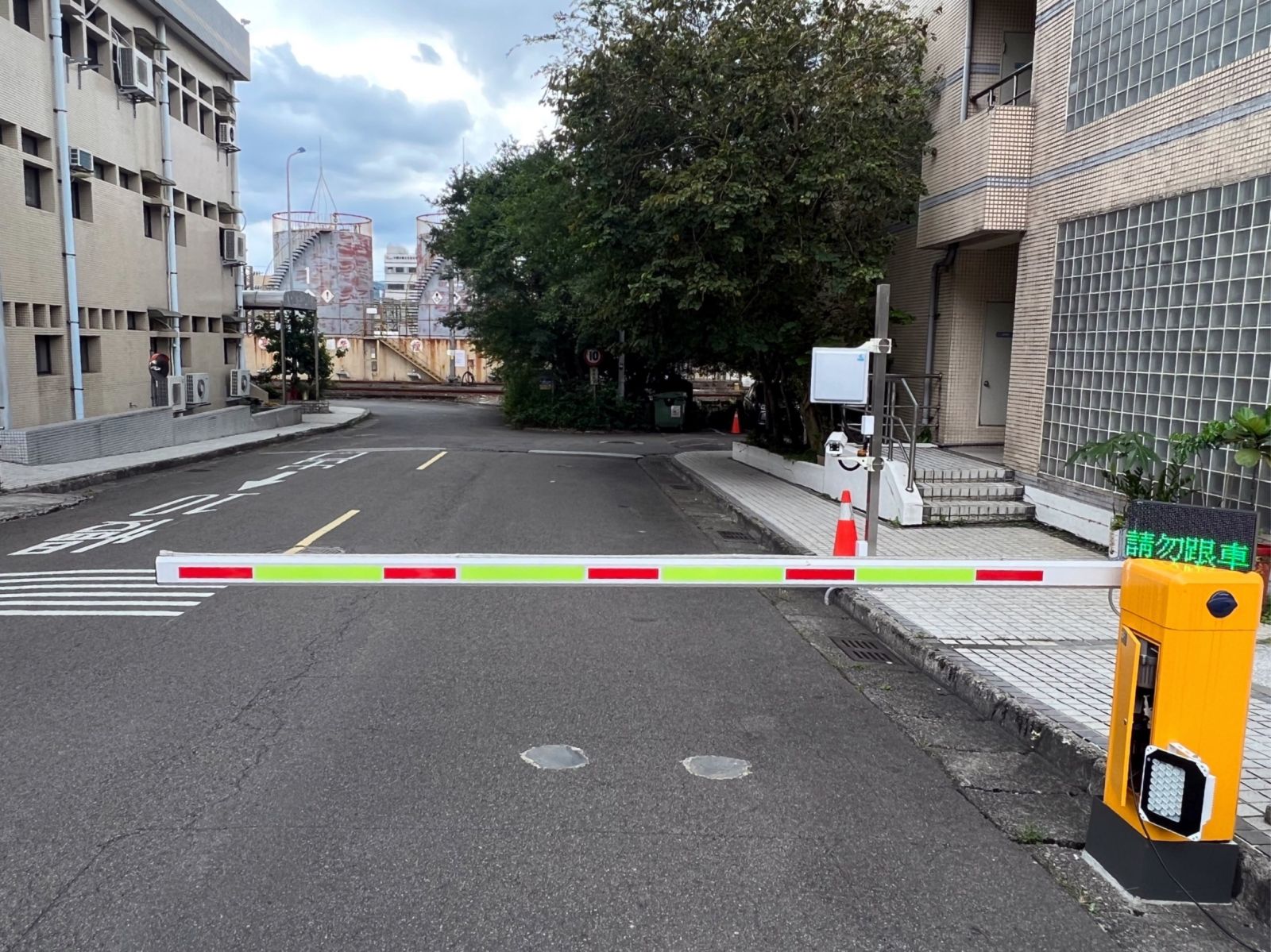 台灣鐵路成功案例－車輛通行